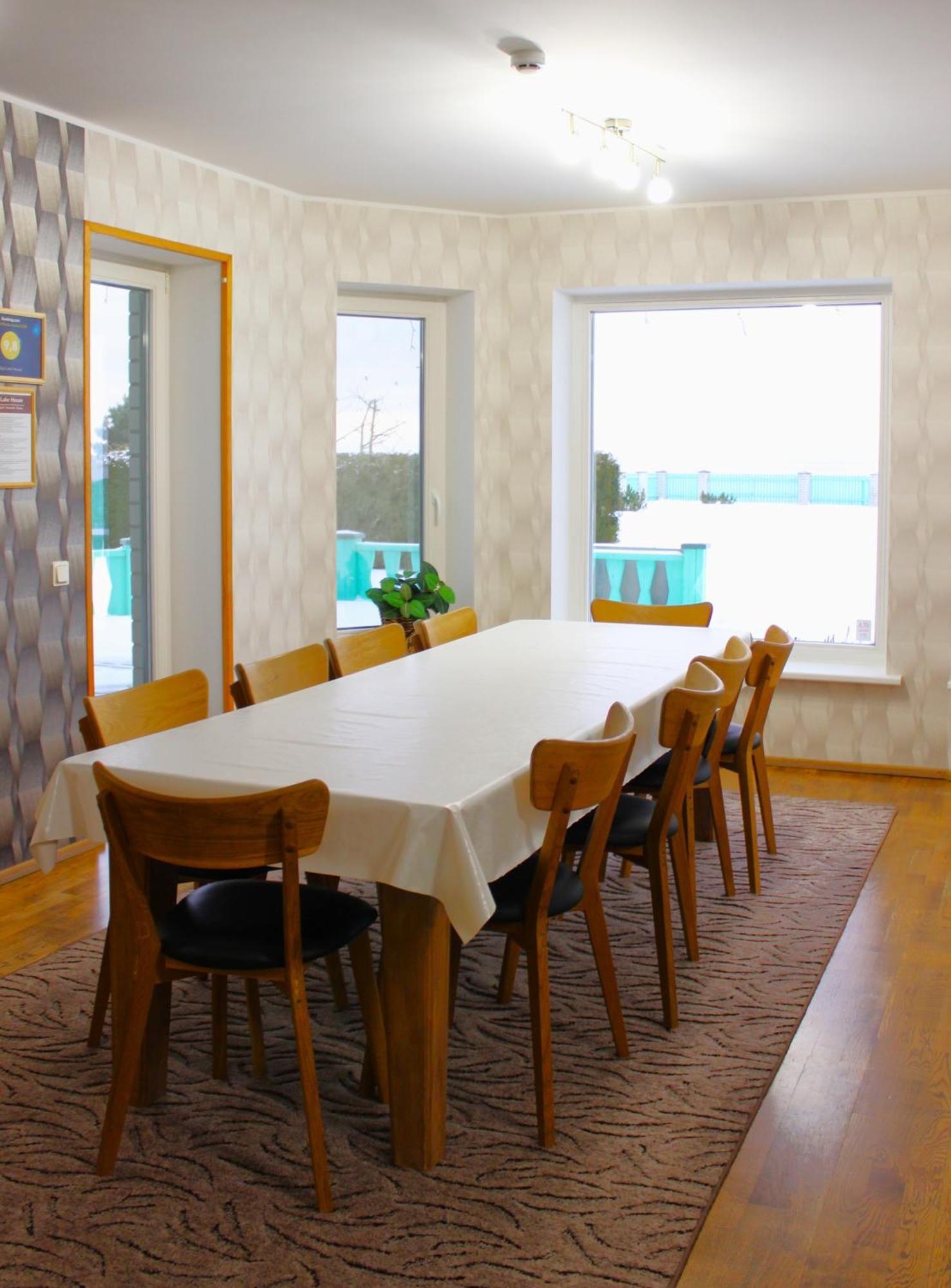 Raja Lake House Luaran gambar